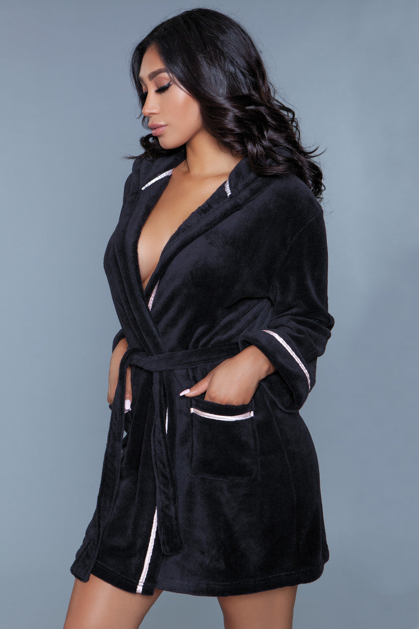 1966 Alyssa Robe Black