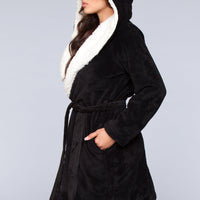 1817 Janet Plush Fleece Color Block Robe