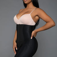 2338 Feeling My Curves Bodyshaper